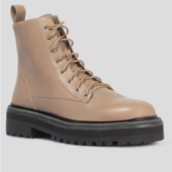 BLACK SUEDE STUDIO DREA FENDI LEATHER BOOTS - Picture 3 of 9